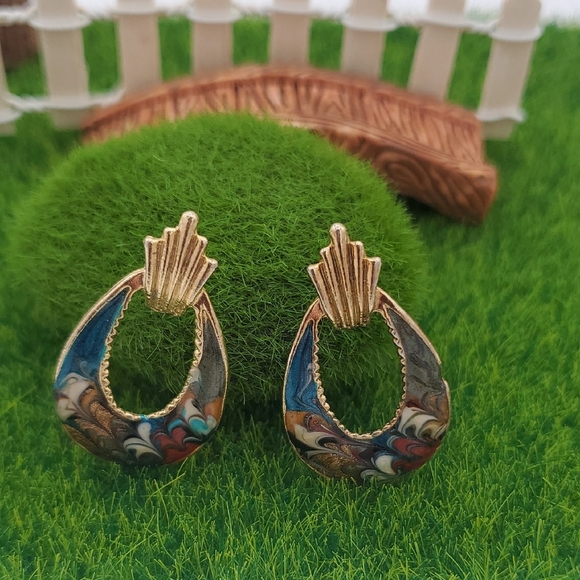 Elegant Gold Tone and Multicolor Melt Peacock Made In Usa Earrings E1003 - Picture 1 of 4